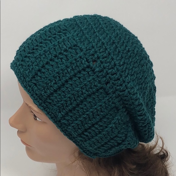 Woman’s or men’s winter hat New hand crochet by me - Picture 1 of 4